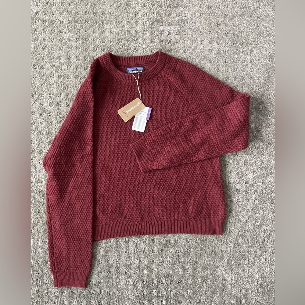 cashmere Patagonia sweater with tag still on